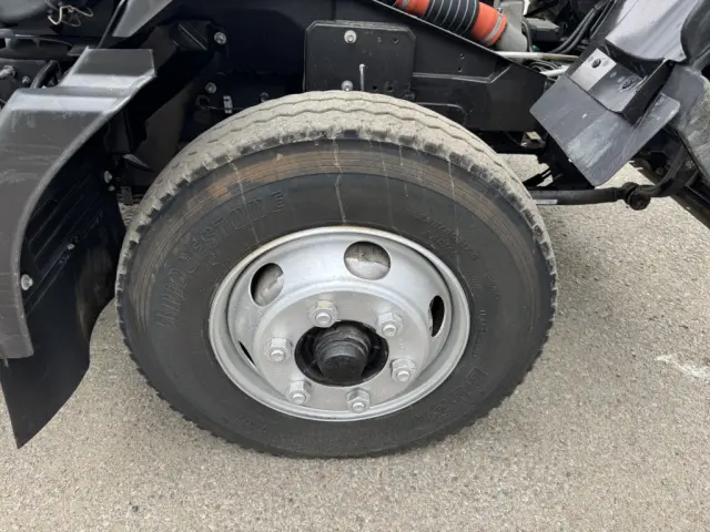 いすゞ フォワード PKG-FRR90S2(2WD)の写真38