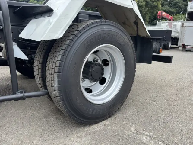 いすゞ フォワード PKG-FRR90S2(2WD)の写真40