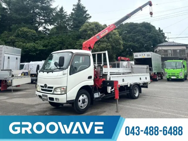 日野 デュトロ BDG-XZU348M(2WD)の写真1