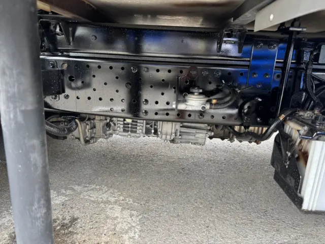 いすゞ エルフ TPG-NPR85AN(2WD)の写真23