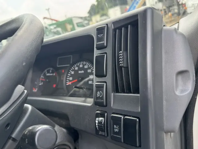 いすゞ エルフ TPG-NPR85AN(2WD)の写真34