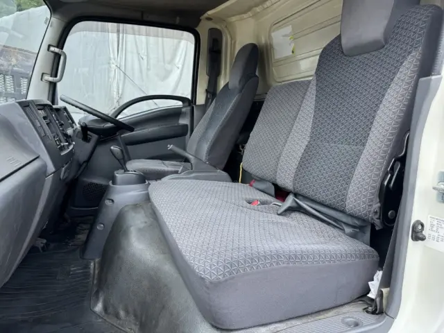 いすゞ エルフ TPG-NPR85AN(2WD)の写真38