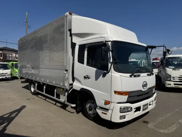 UD コンドル TKG-MK38L(2WD)の写真2