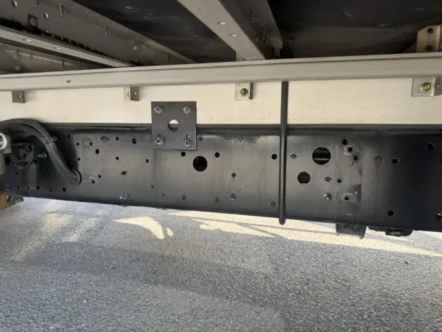 UD コンドル TKG-MK38L(2WD)の写真21