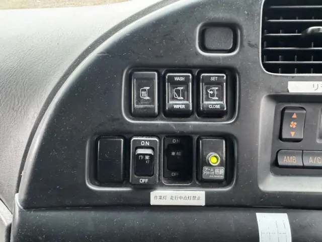 いすゞ ギガ QKG-CYJ77A(8x4)の写真33