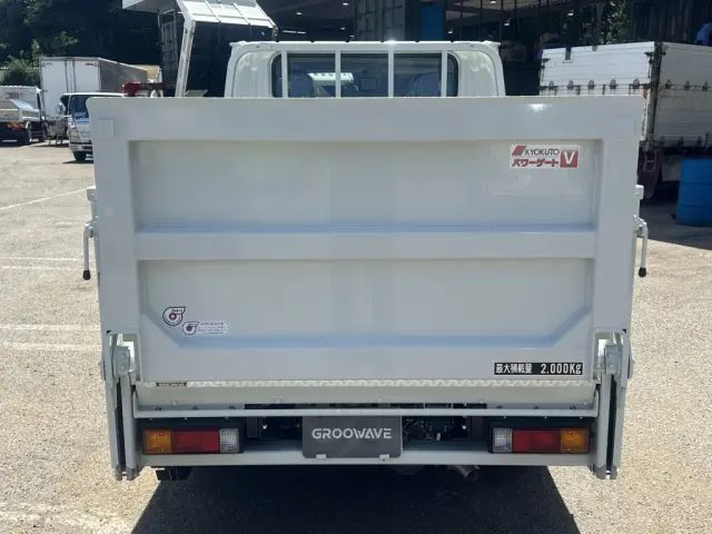 三菱 キャンター 2RG-FBA20(2WD)の写真8