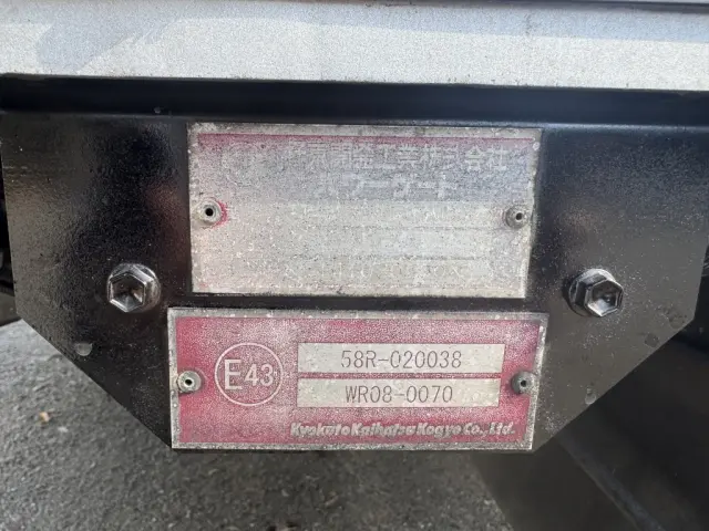 いすゞ エルフ 2RG-NPR88YN(2WD)の写真23