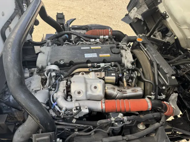 いすゞ エルフ 2RG-NPR88YN(2WD)の写真42