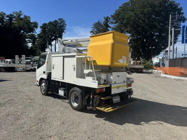 日野 デュトロ TKG-XZU605M(2WD)の写真4