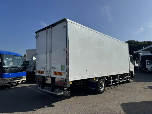 いすゞ フォワード TKG-FRR90T2(2WD)の写真3