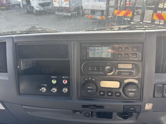 いすゞ フォワード TKG-FRR90T2(2WD)の写真29