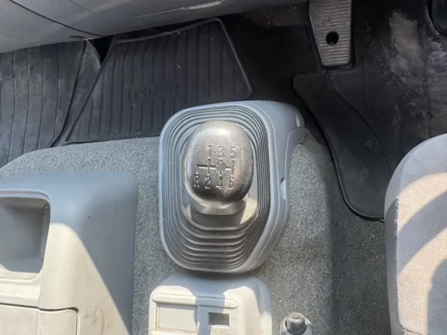 いすゞ フォワード TKG-FRR90T2(2WD)の写真33