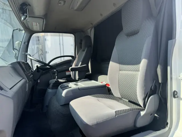 いすゞ フォワード TKG-FRR90T2(2WD)の写真36