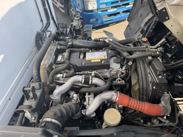 いすゞ フォワード TKG-FRR90T2(2WD)の写真39
