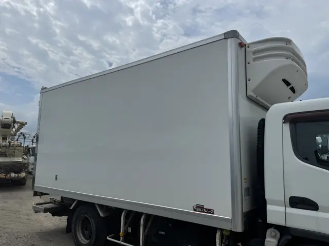 三菱 キャンター TPG-FEB80(2WD)の写真5