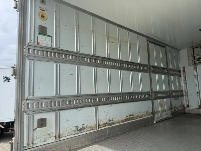 三菱 キャンター TPG-FEB80(2WD)の写真12