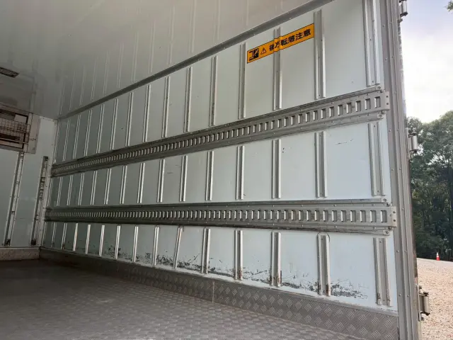 三菱 キャンター TPG-FEB80(2WD)の写真13