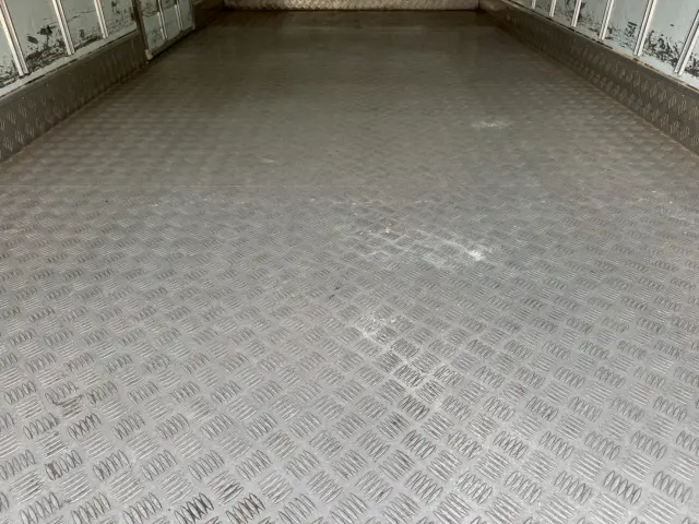 三菱 キャンター TPG-FEB80(2WD)の写真14