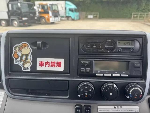 三菱 キャンター TPG-FEB80(2WD)の写真28