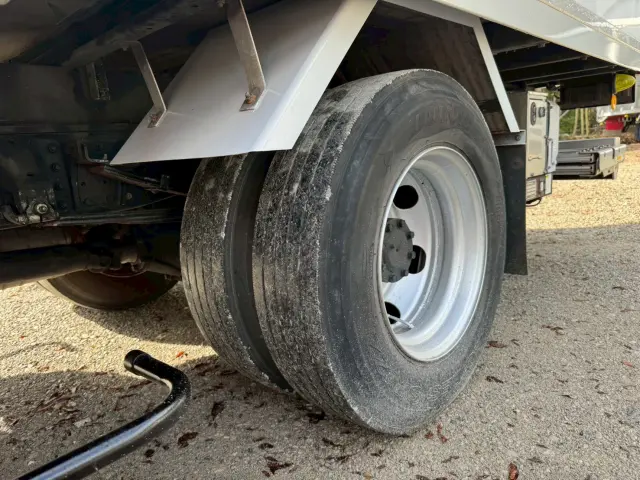 三菱 キャンター TPG-FEB80(2WD)の写真39