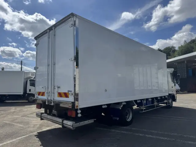 日野 レンジャー TKG-FD7JLAA(2WD)の写真3