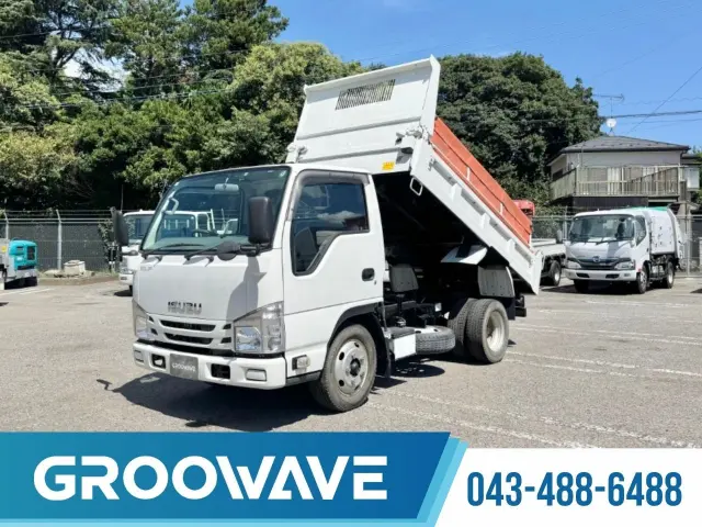 いすゞ エルフ TPG-NJR85AN(2WD)の写真1
