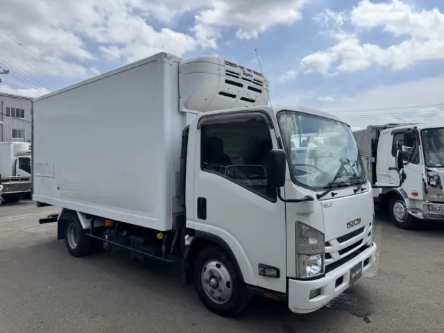 いすゞ エルフ 2RG-NPR88AN(2WD)の写真2