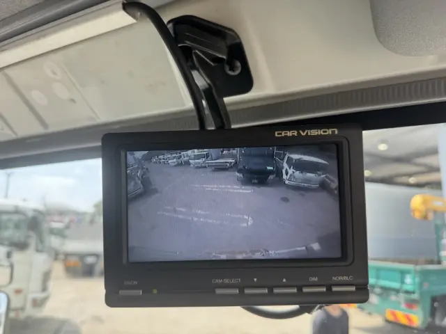 いすゞ エルフ 2RG-NPR88AN(2WD)の写真31