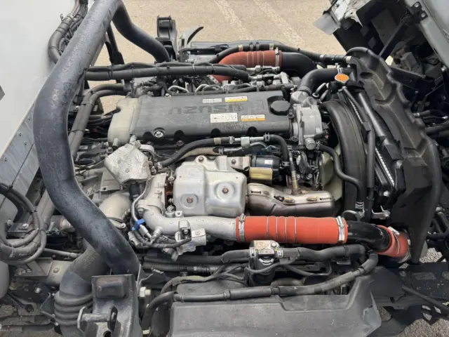 いすゞ エルフ 2RG-NPR88AN(2WD)の写真38