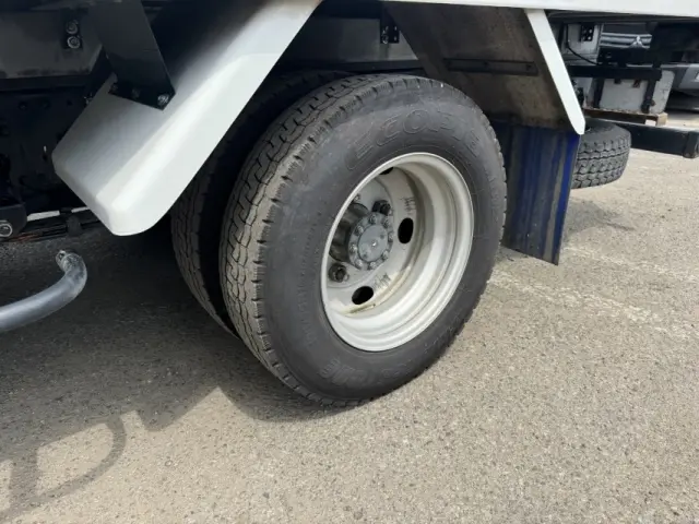 いすゞ エルフ 2RG-NPR88AN(2WD)の写真41