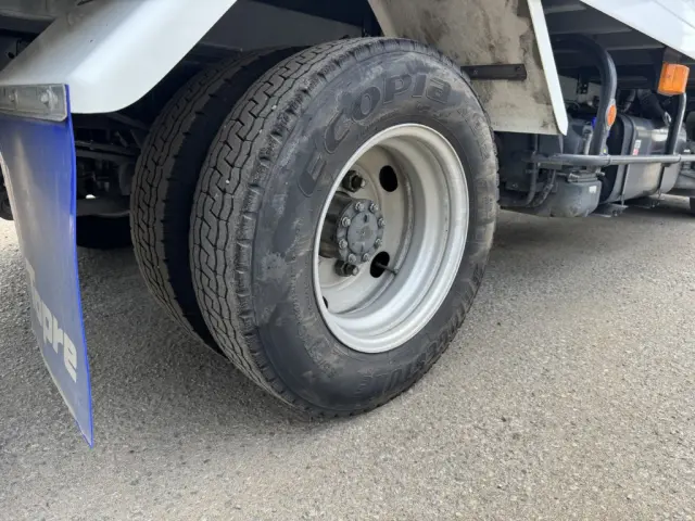 いすゞ エルフ 2RG-NPR88AN(2WD)の写真42