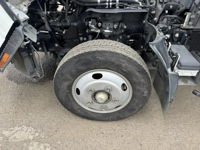 いすゞ エルフ 2RG-NPR88AN(2WD)の写真44