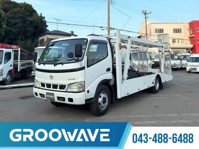 トヨタ ダイナ PB-XZU423(2WD)の写真1