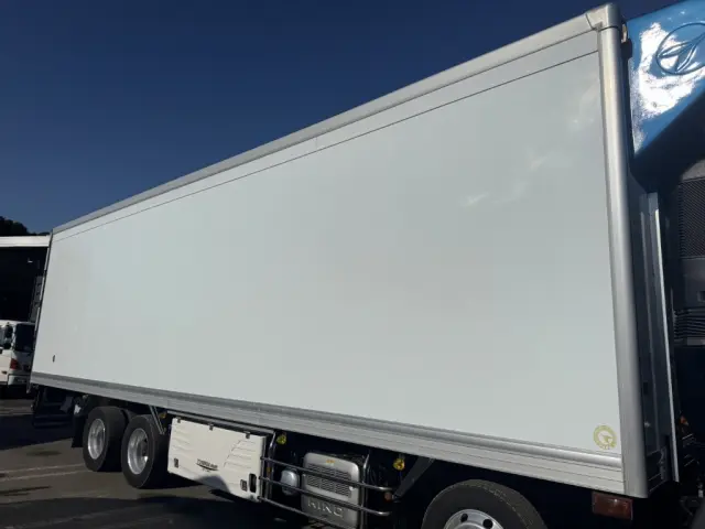 日野 プロフィア 2DG-FW1AHG(8x4)の写真6