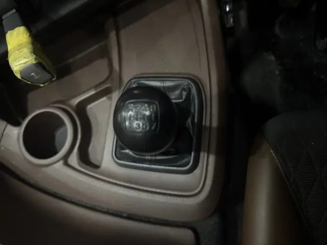 日野 プロフィア 2DG-FW1AHG(8x4)の写真32