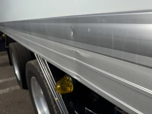 日野 プロフィア 2DG-FW1AHG(8x4)の写真49