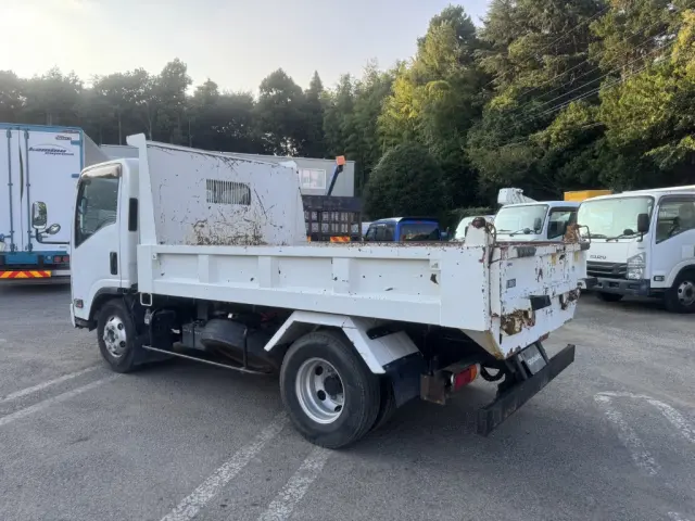 いすゞ エルフ TKG-NPR85YN(2WD)の写真4