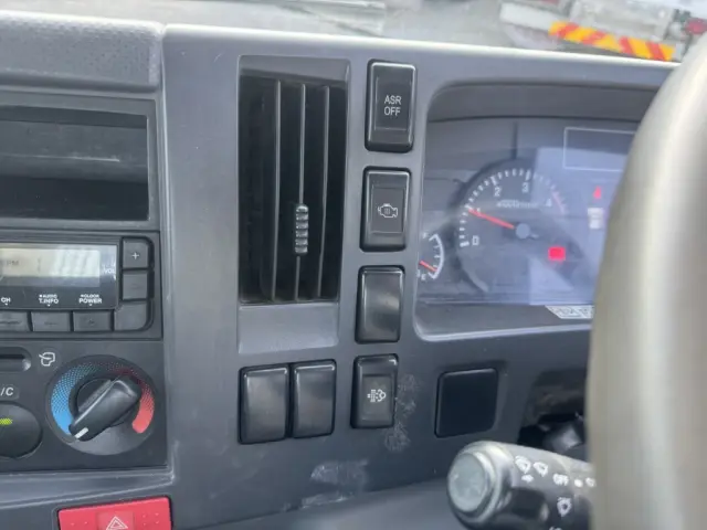 いすゞ エルフ TKG-NPR85YN(2WD)の写真33