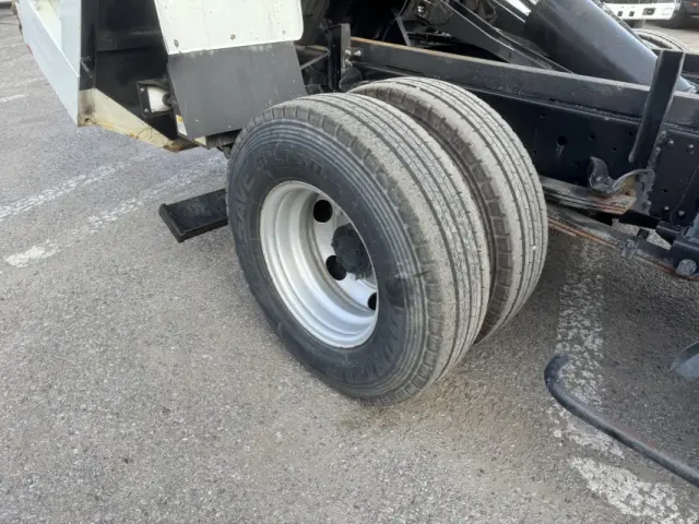 いすゞ エルフ TKG-NPR85YN(2WD)の写真47