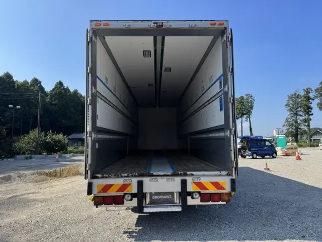 日野 プロフィア 2DG-FW1AHG(8x4)の写真9