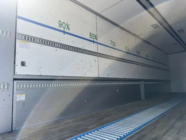 日野 プロフィア 2DG-FW1AHG(8x4)の写真10