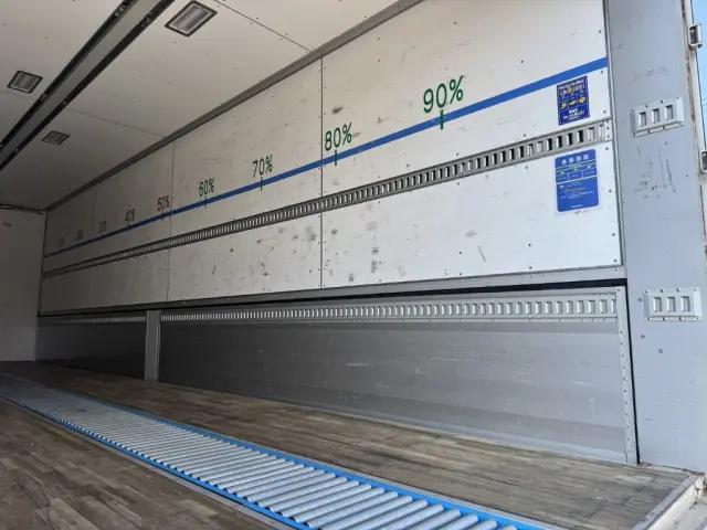 日野 プロフィア 2DG-FW1AHG(8x4)の写真11