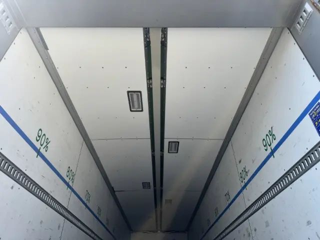 日野 プロフィア 2DG-FW1AHG(8x4)の写真13