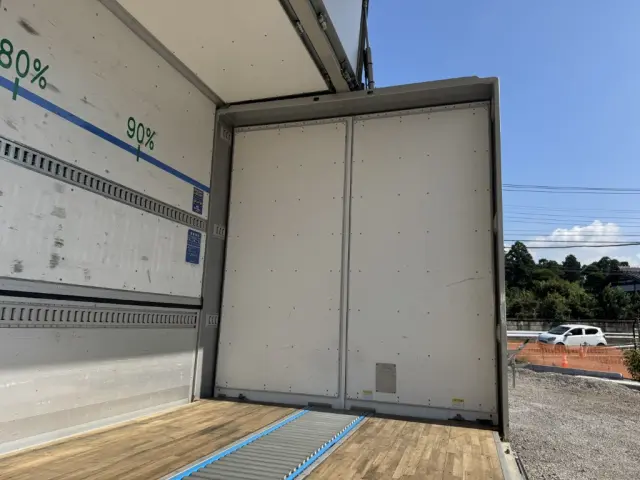 日野 プロフィア 2DG-FW1AHG(8x4)の写真18