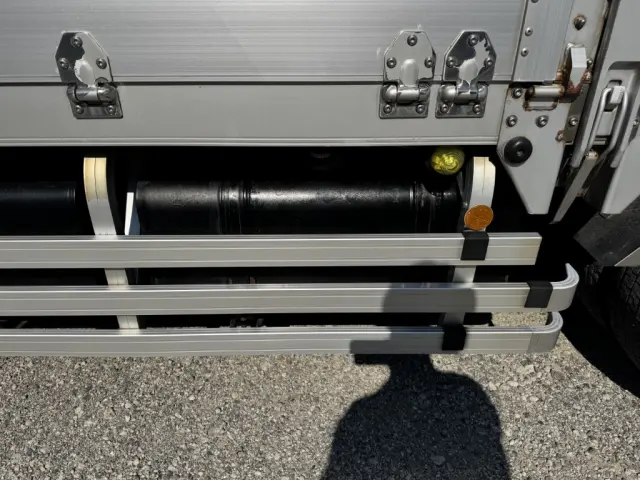 日野 プロフィア 2DG-FW1AHG(8x4)の写真26