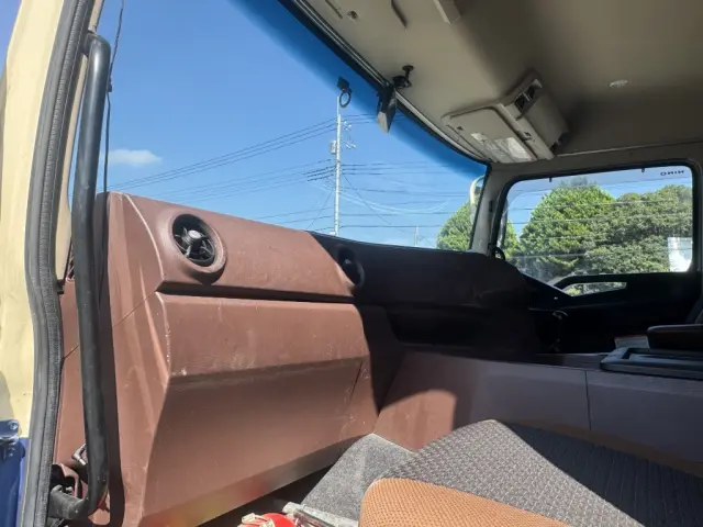 日野 プロフィア 2DG-FW1AHG(8x4)の写真38