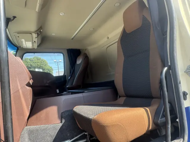 日野 プロフィア 2DG-FW1AHG(8x4)の写真39