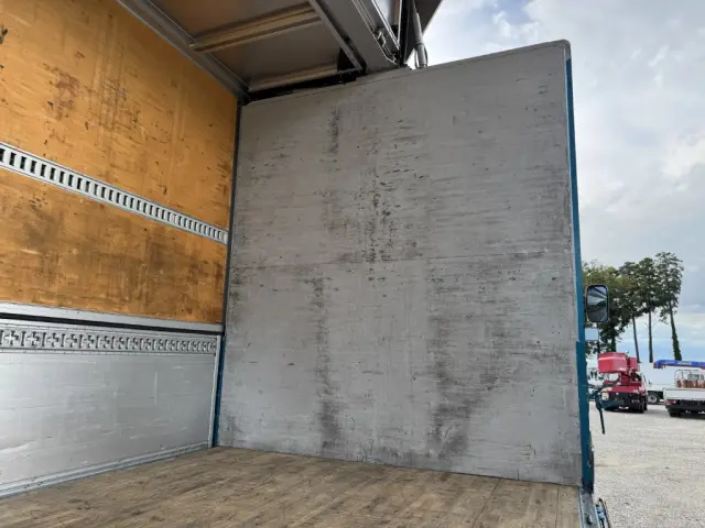 ＵＤ クオン QPG-CG5ZA(8x4)の写真17