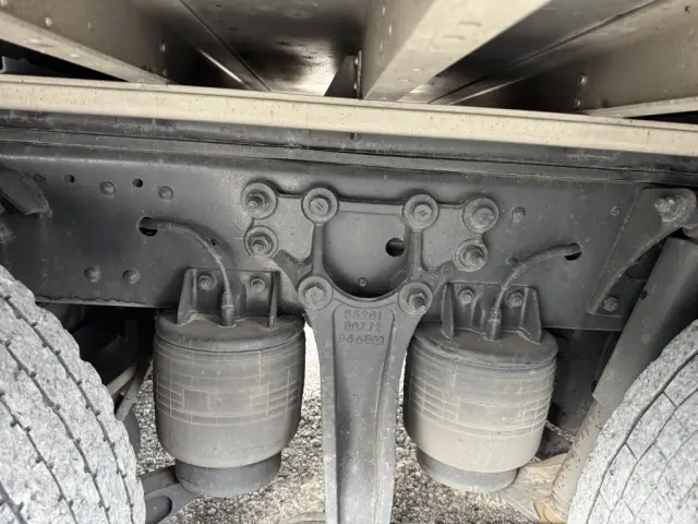 ＵＤ クオン QPG-CG5ZA(8x4)の写真22