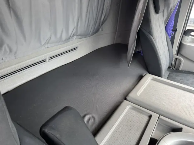 ＵＤ クオン QPG-CG5ZA(8x4)の写真37